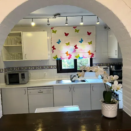 521 Apartment *